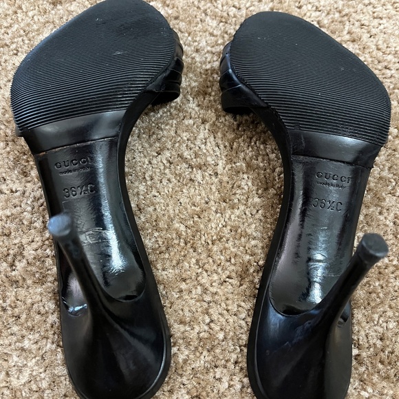 Authentic Gucci Sandals - Picture 6 of 7